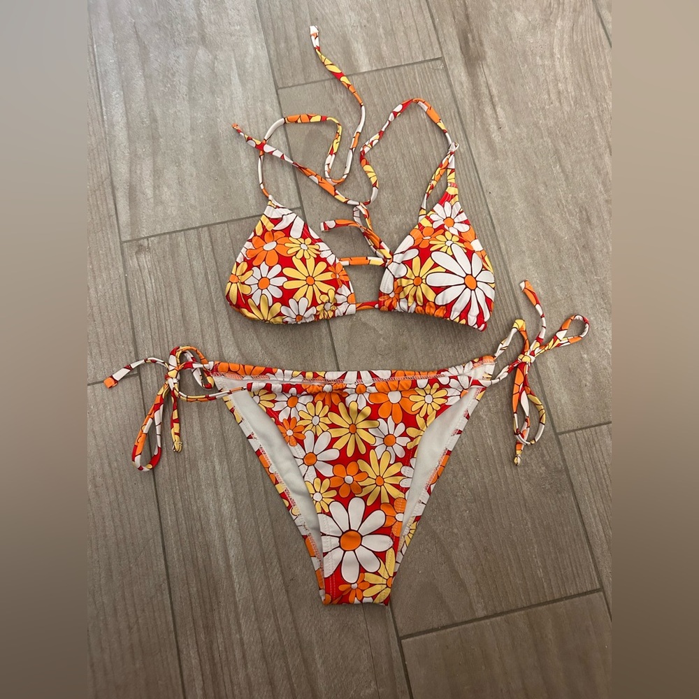 FLORAL BIKINI SET